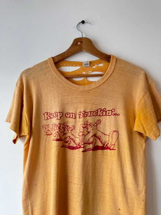 60s Robert Crumb “Keep on Truckin” Faded Orange Thrashed Tee Size M