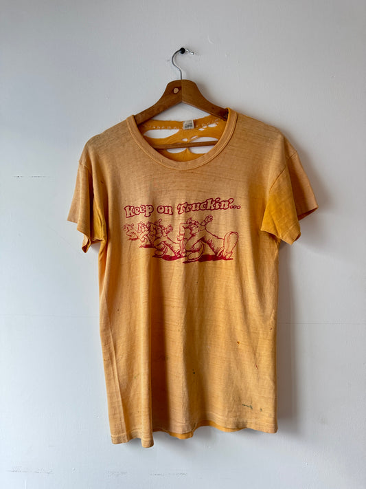 60s Robert Crumb “Keep on Truckin” Faded Orange Thrashed Tee Size M
