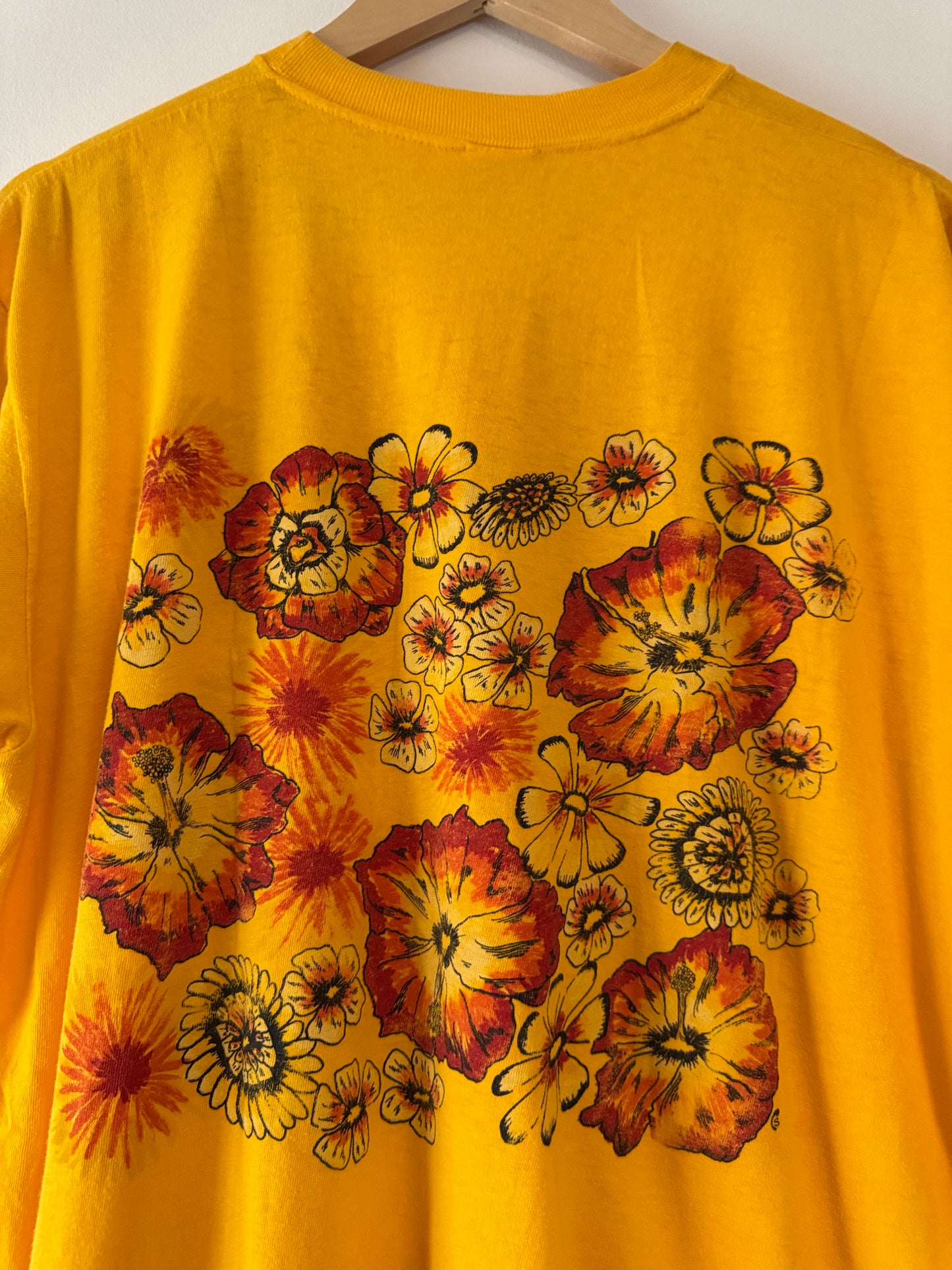 70s Hi-Cru Hawaiian Floral Pocket Tee (XL)