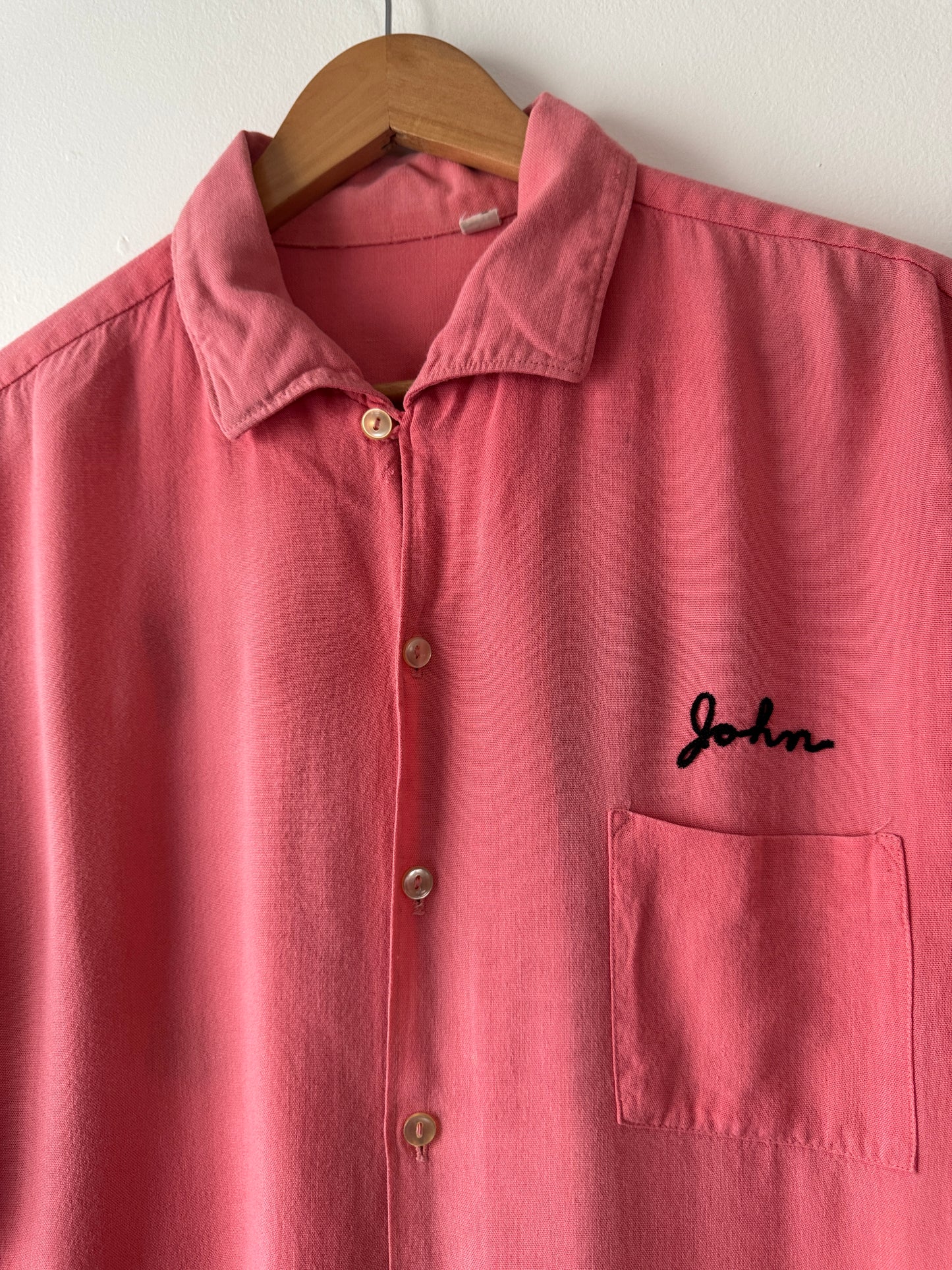 1960s Pink Chainstitch Bowling Shirt (XXL)