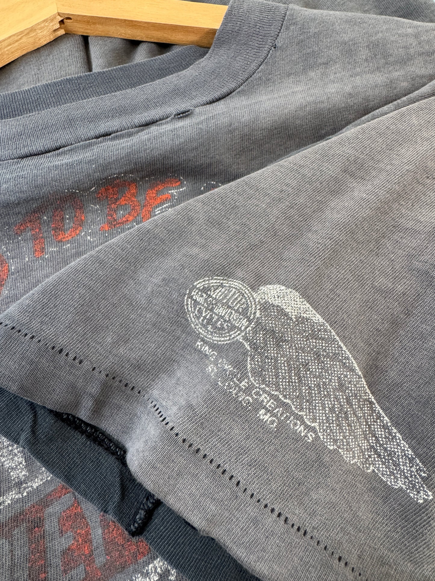 80s Harley "It's Hard To Be Humble" Faded Black Tee (XL)