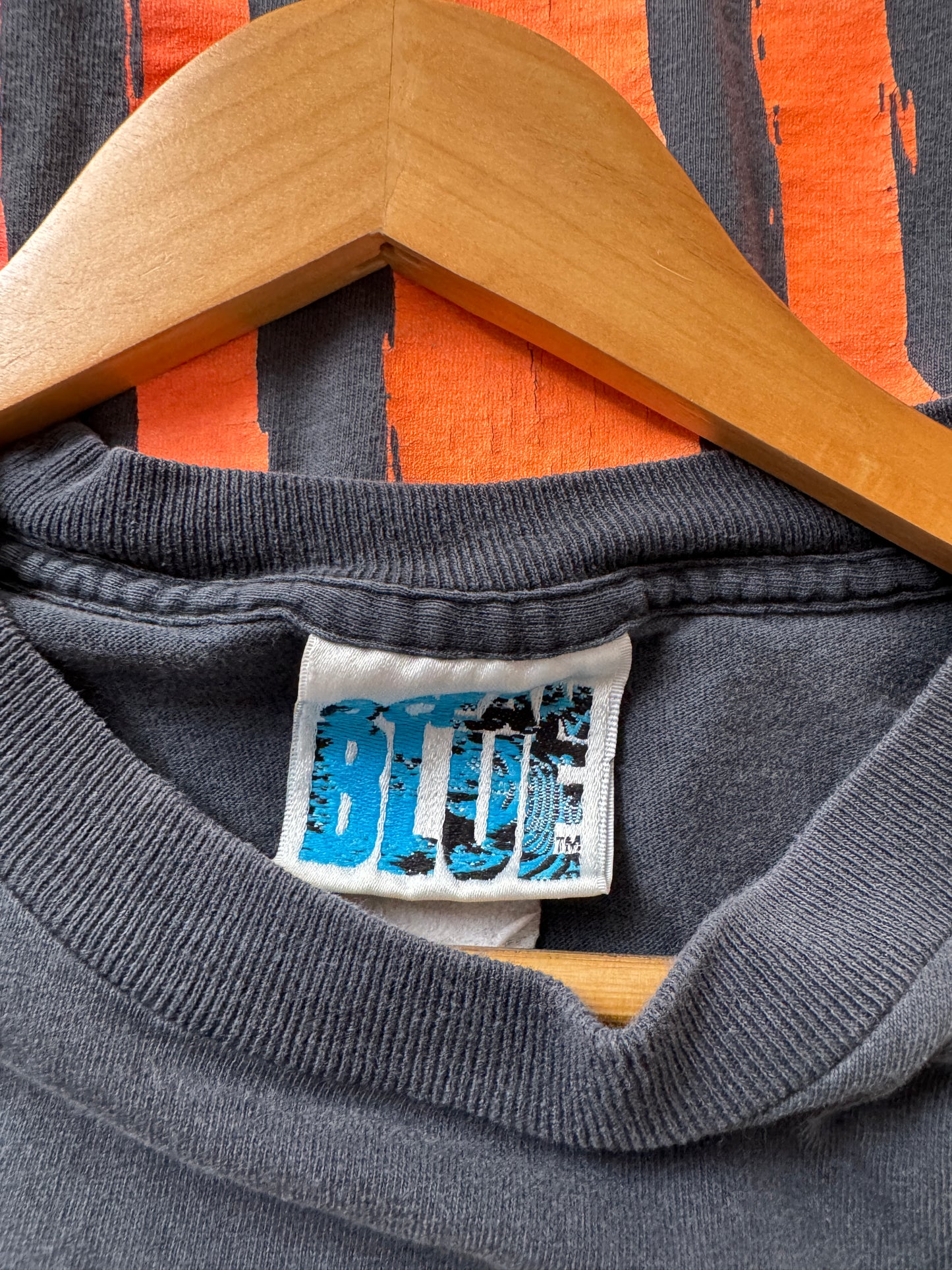 90s Ocean Blue Faded Black Tee (L)